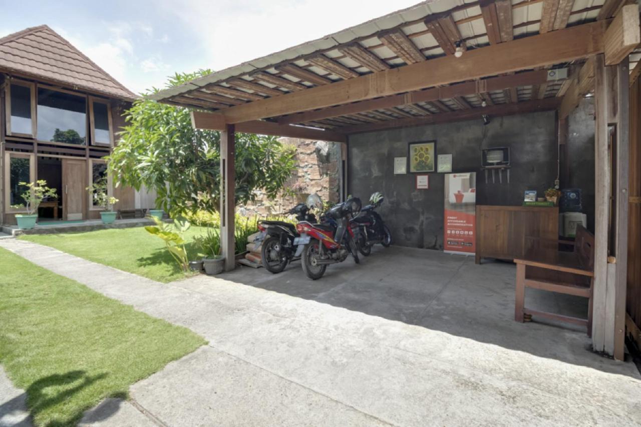 RedDoorz @ Omah Kayu Homestay Prawirotaman Bagian luar foto